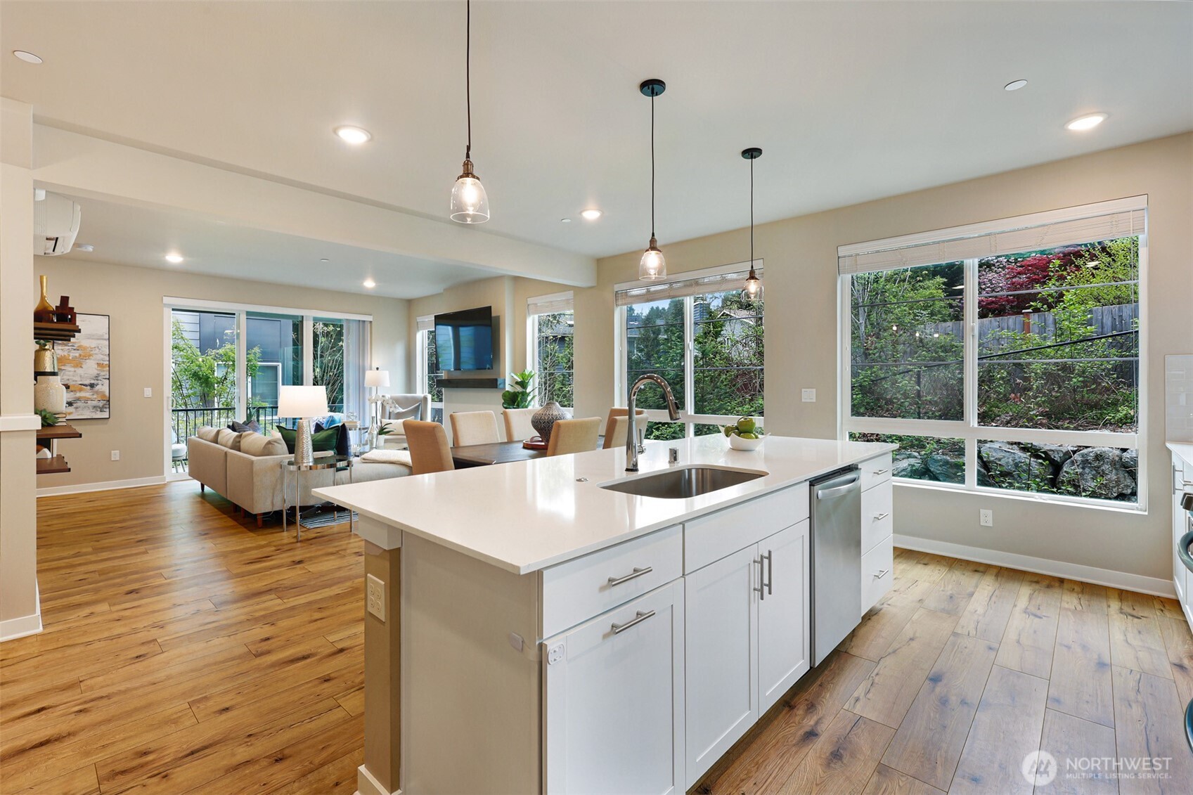 6633 NE 188th Court Unit: 6