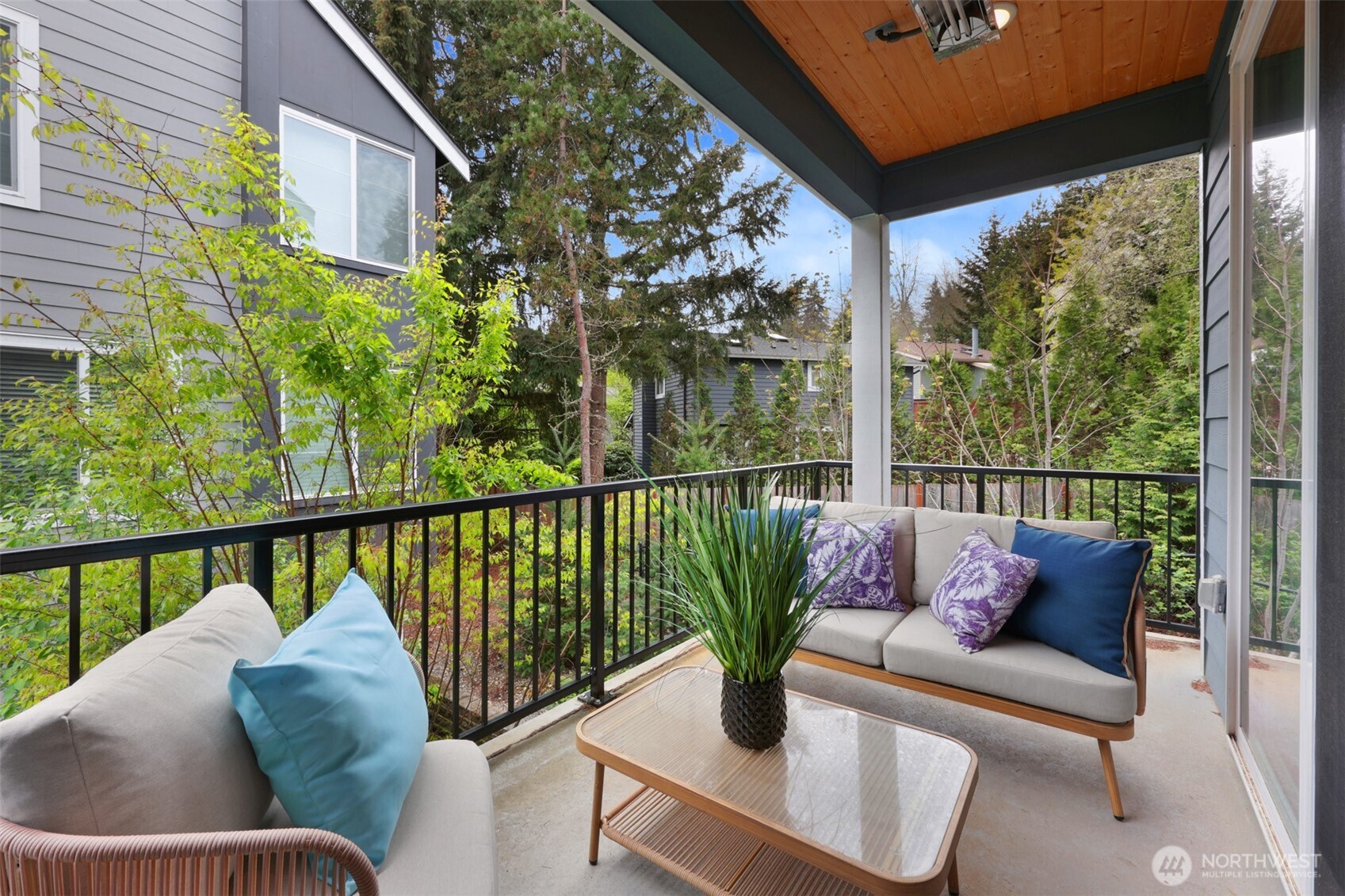6633 NE 188th Court Unit: 6