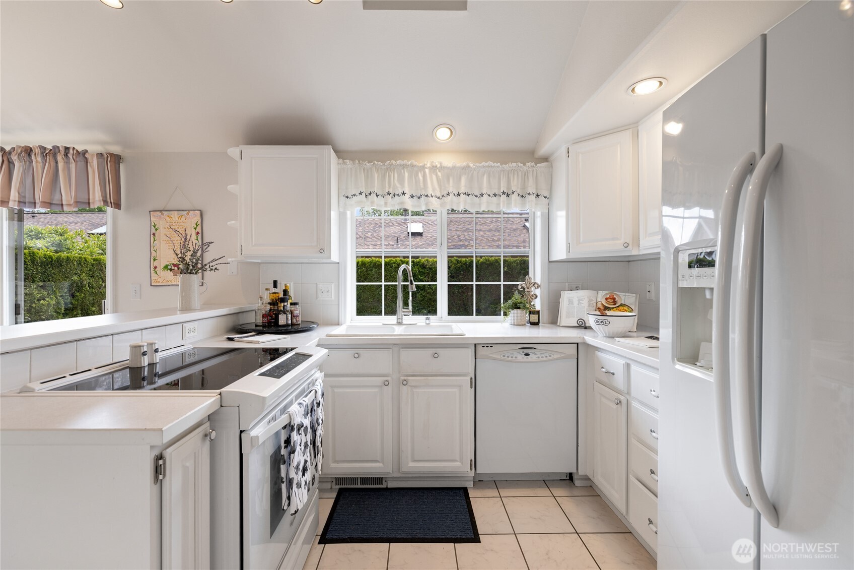 34 Lakewood Oaks Drive SW