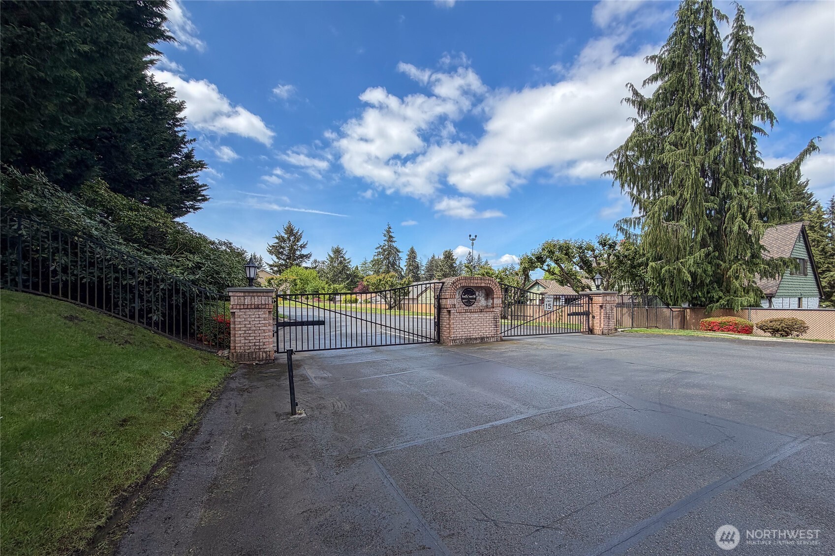 34 Lakewood Oaks Drive SW