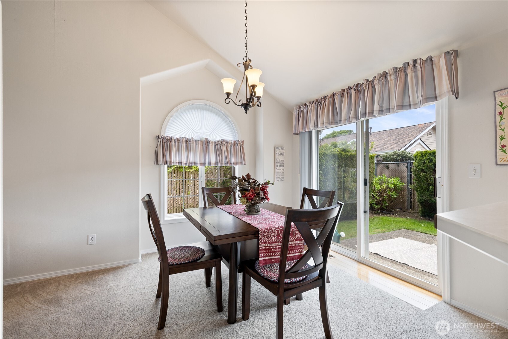 34 Lakewood Oaks Drive SW