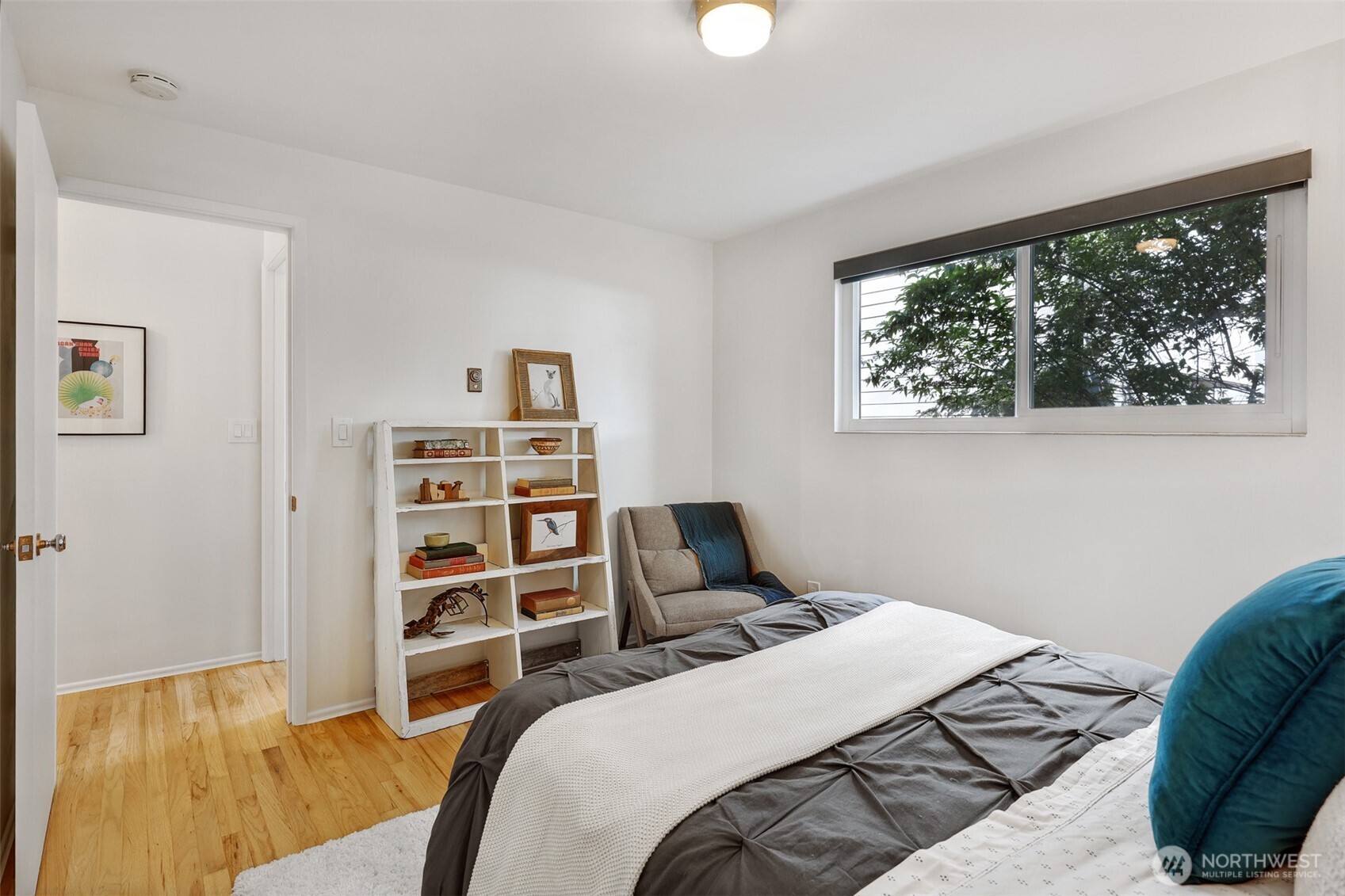 4710 Dayton Avenue N Unit: 2