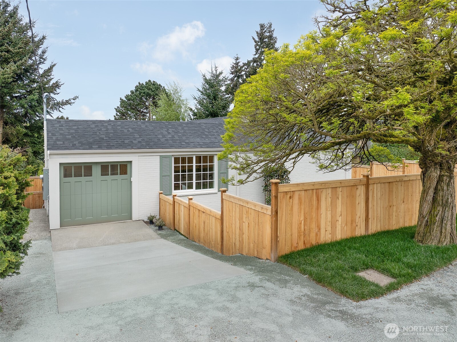 10002 9th Avenue NW