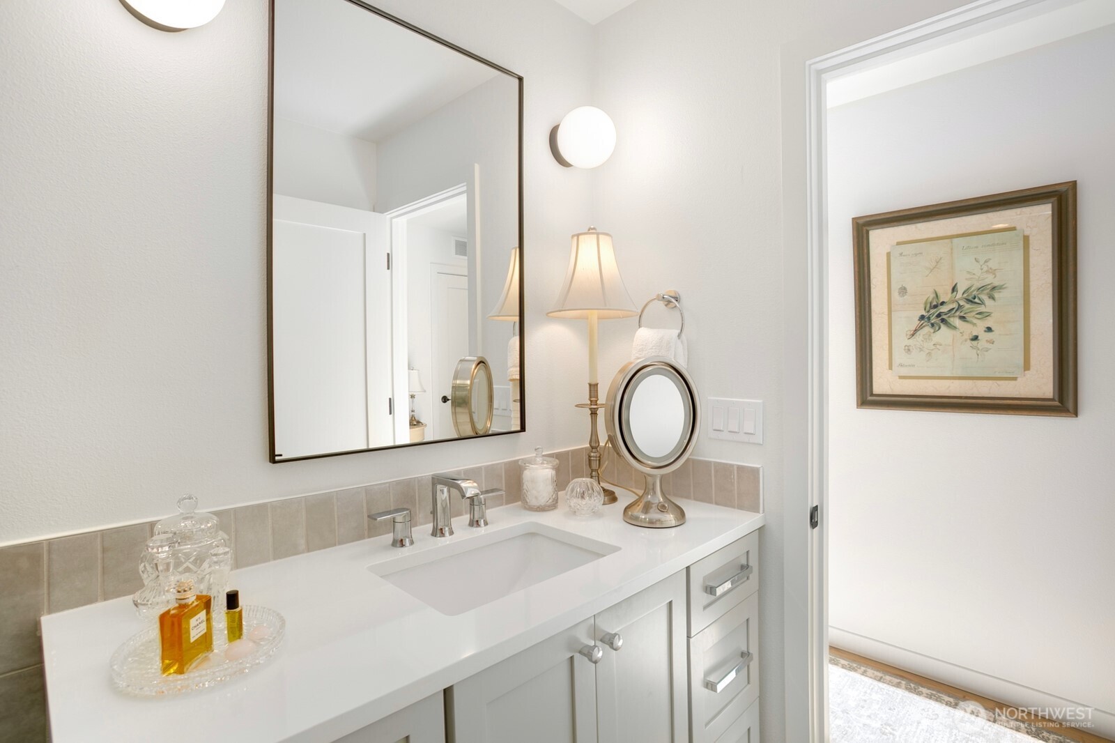 12734 B 7th Avenue NW