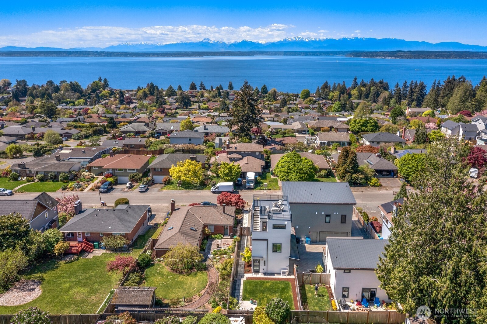 12734 B 7th Avenue NW