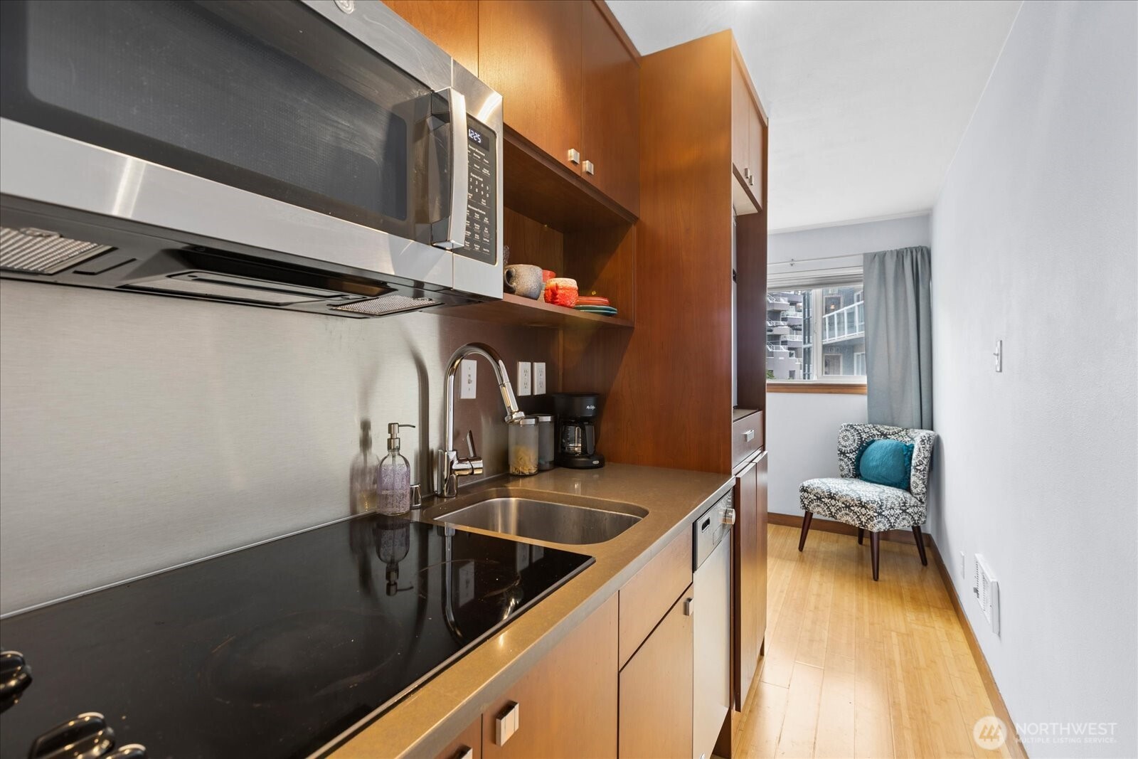 3151 Alki Avenue SW Unit: 22