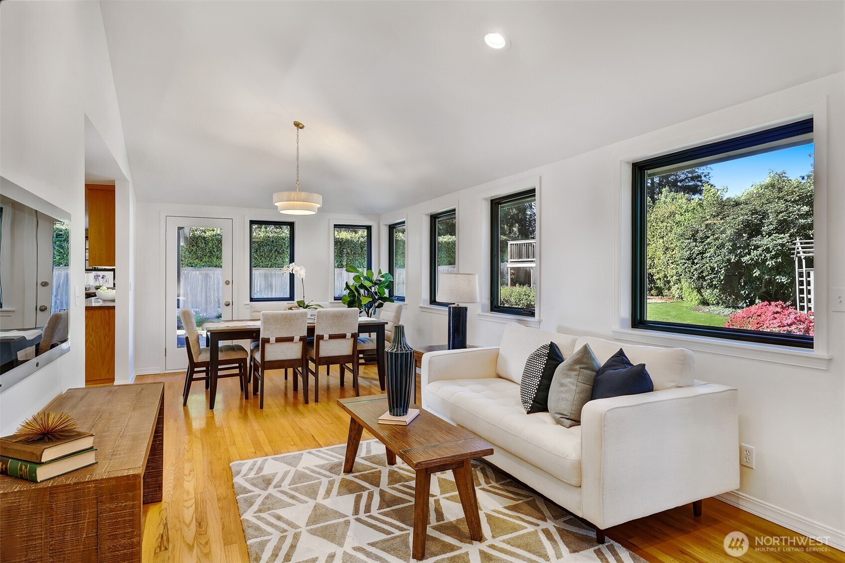8824 NE 189th Place