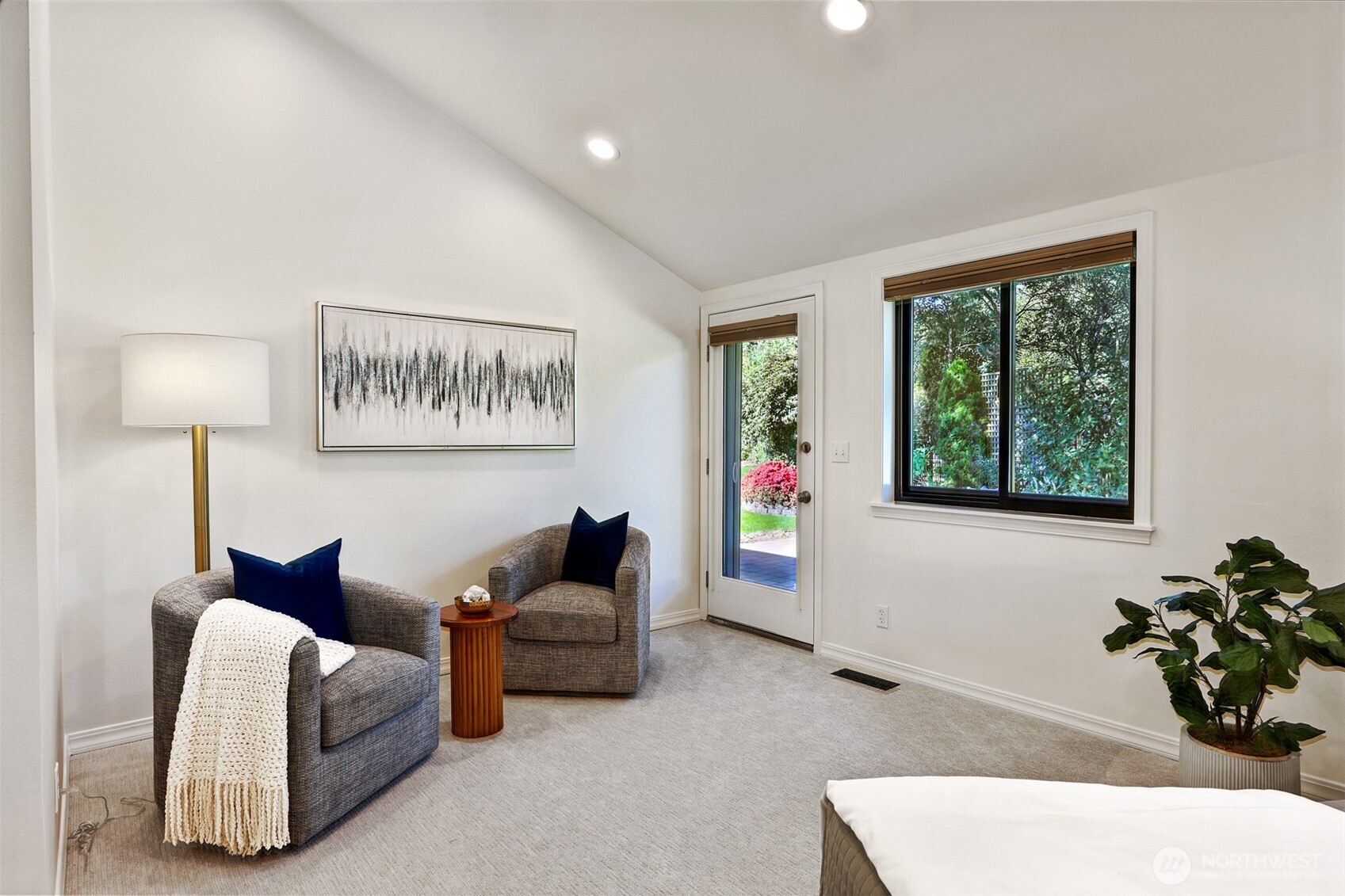 8824 NE 189th Place