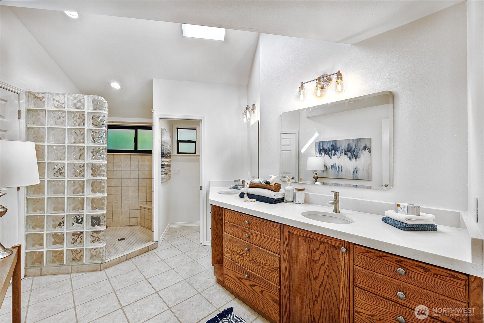 8824 NE 189th Place
