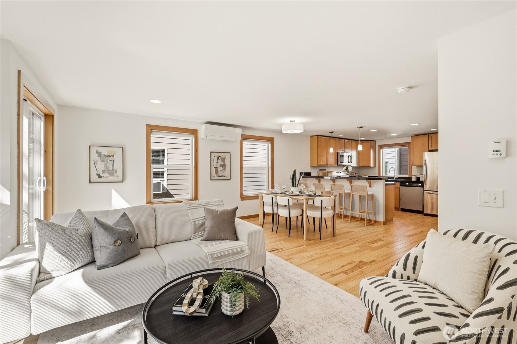 9243 Ashworth Avenue N Unit: B