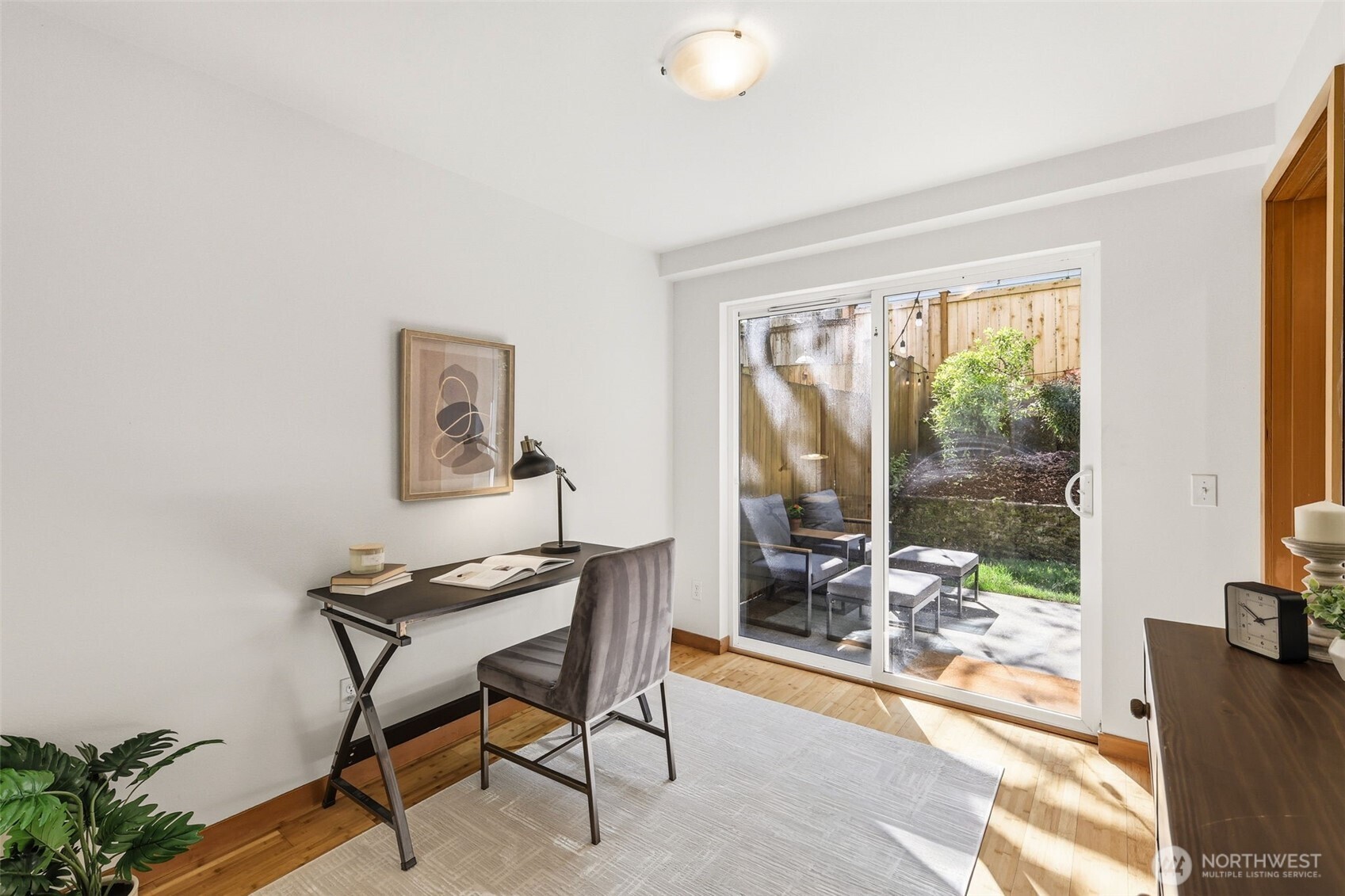 9243 Ashworth Avenue N Unit: B