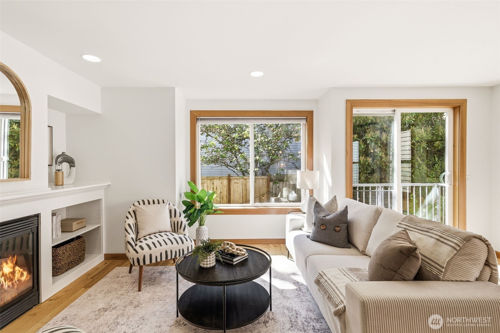 9243 Ashworth Avenue N Unit: B