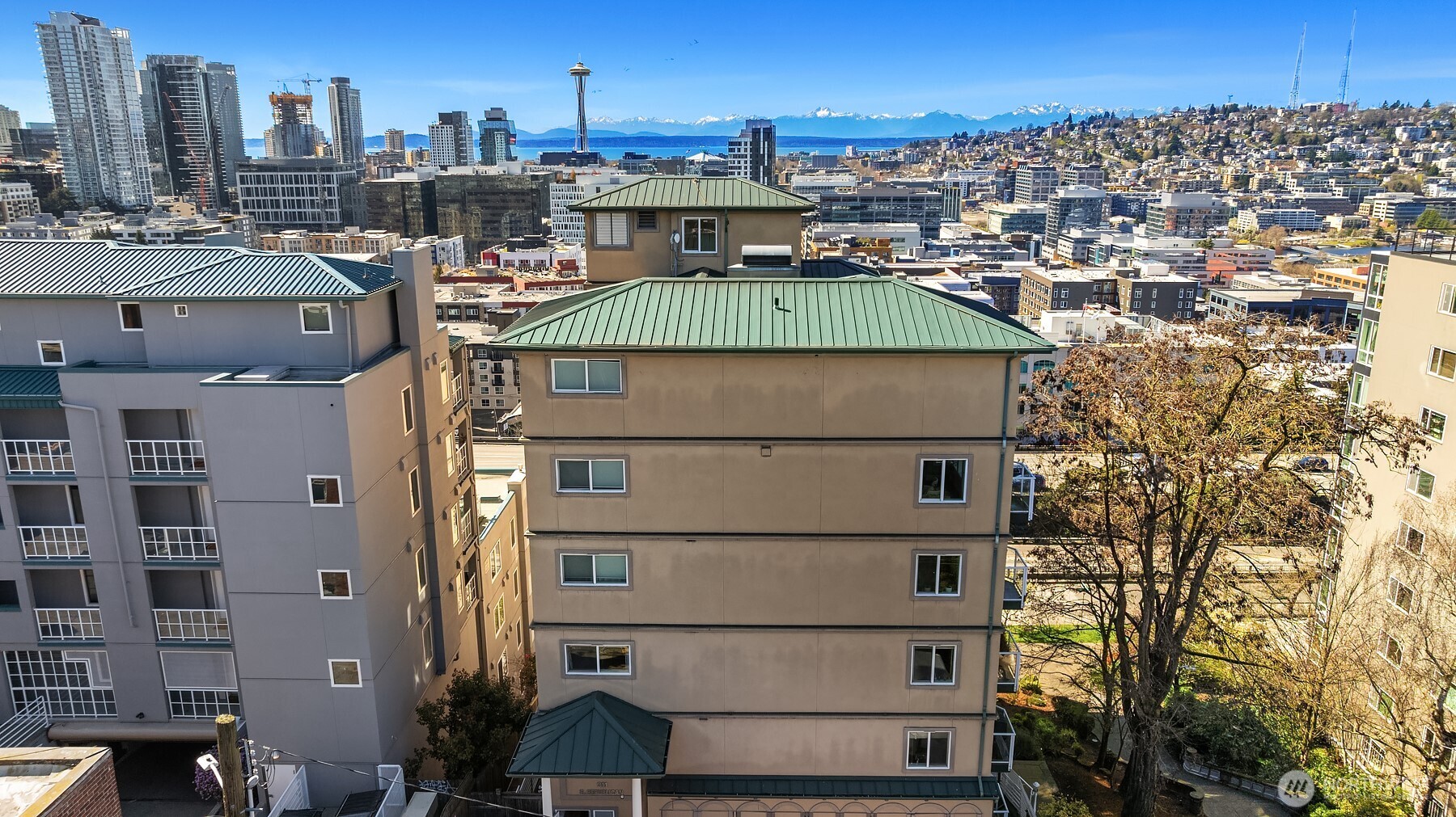 311 E Republican Street Unit: 201
