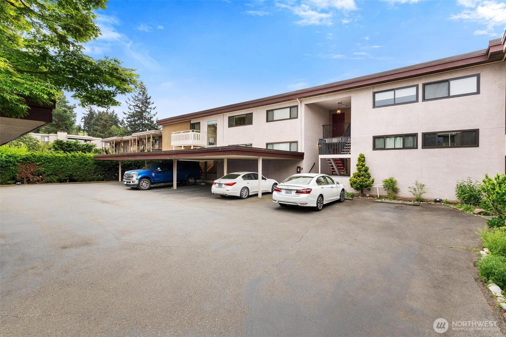 1110 5th Avenue S Unit: 402