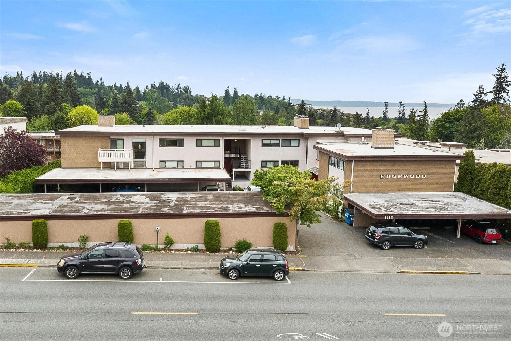 1110 5th Avenue S Unit: 402