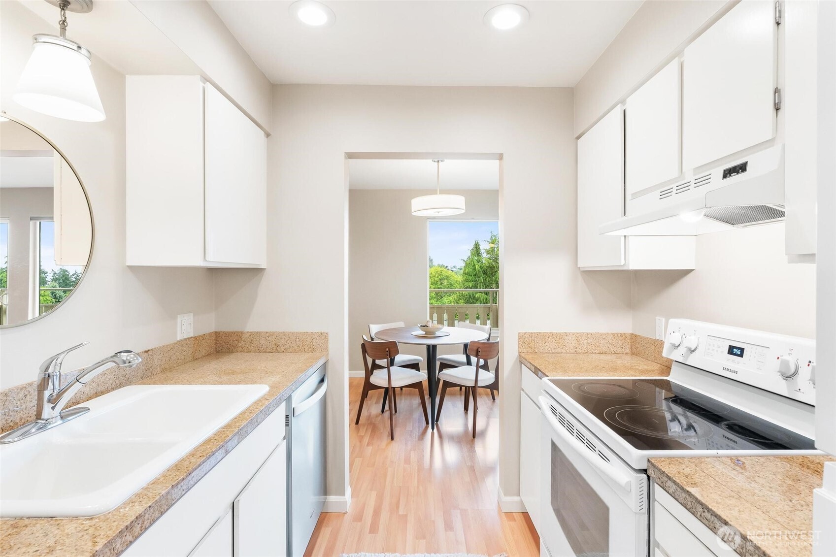 1110 5th Avenue S Unit: 402