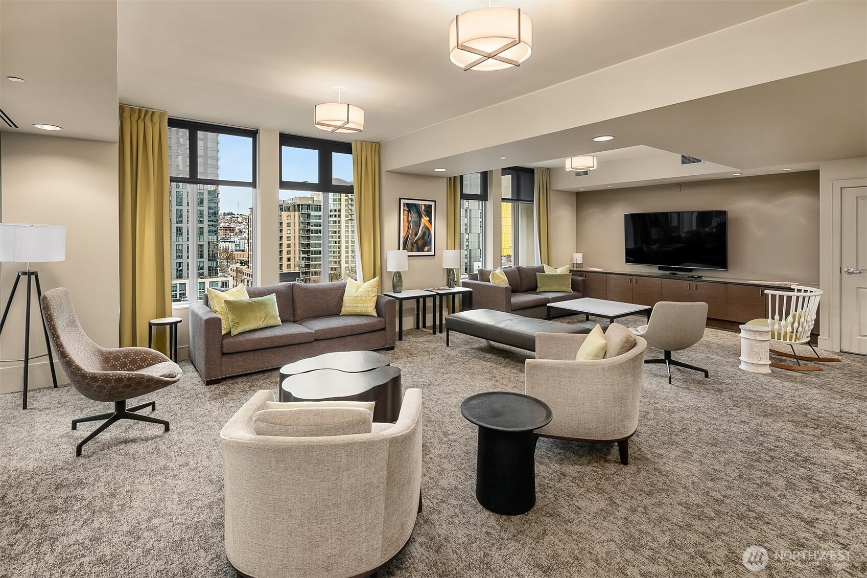 819 Virginia Street Unit: 3304