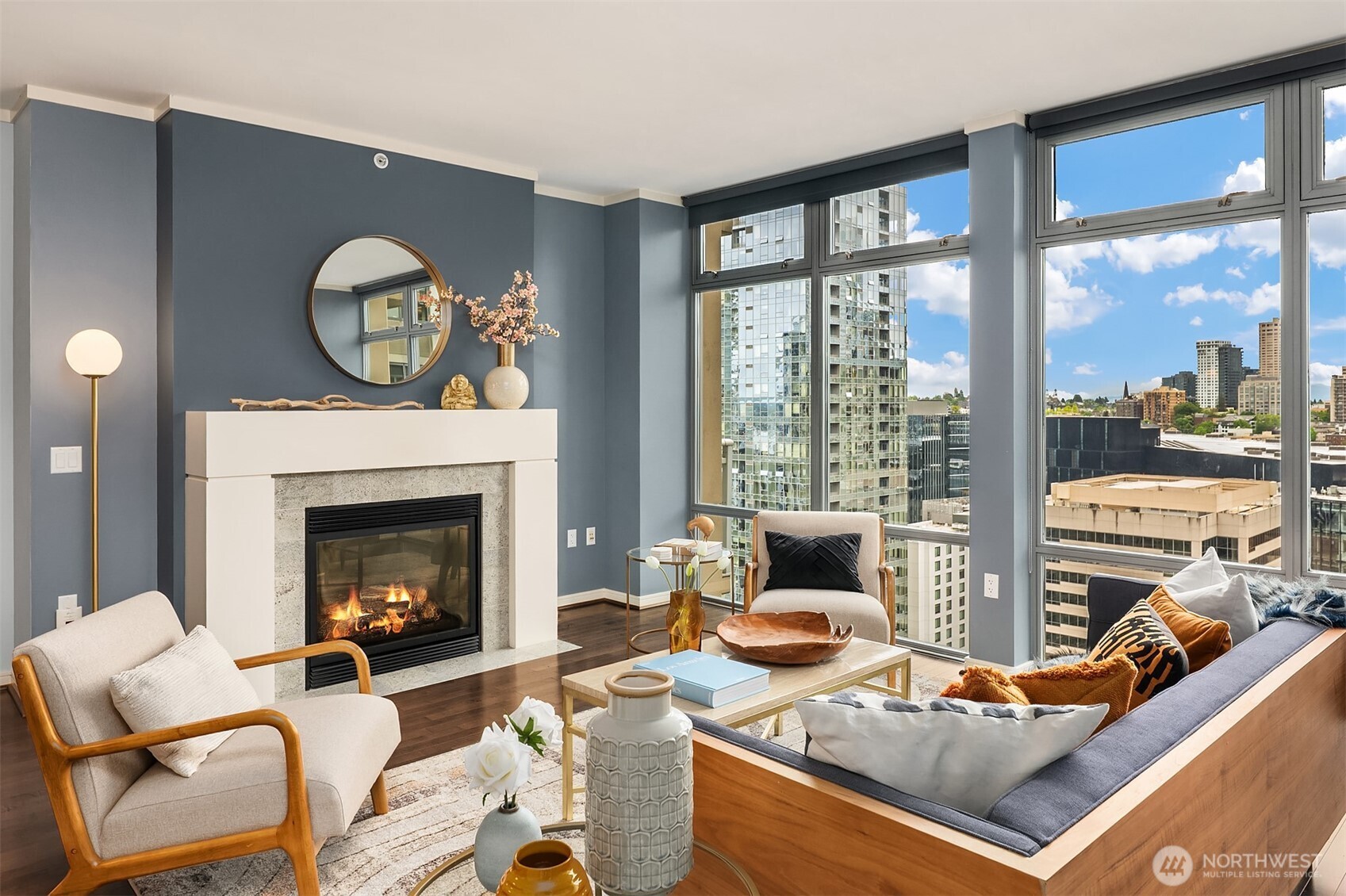 819 Virginia Street Unit: 3304