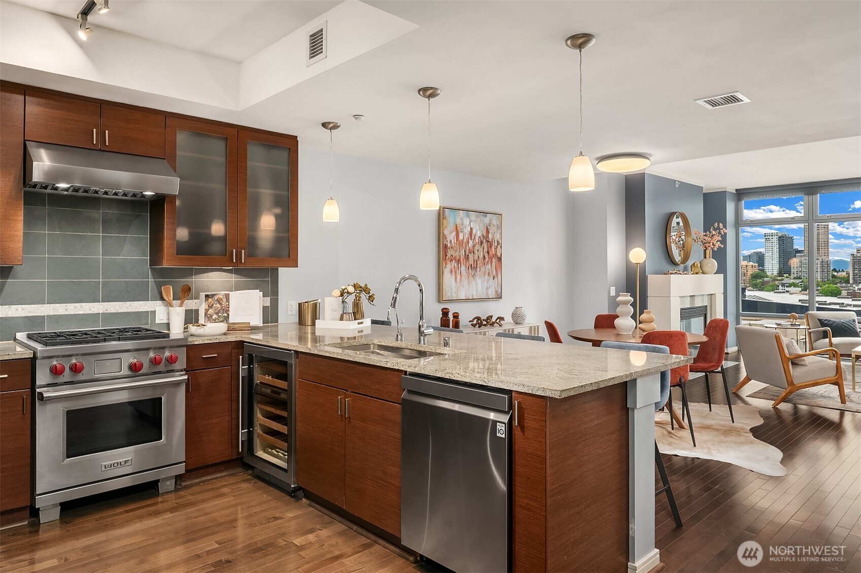819 Virginia Street Unit: 3304