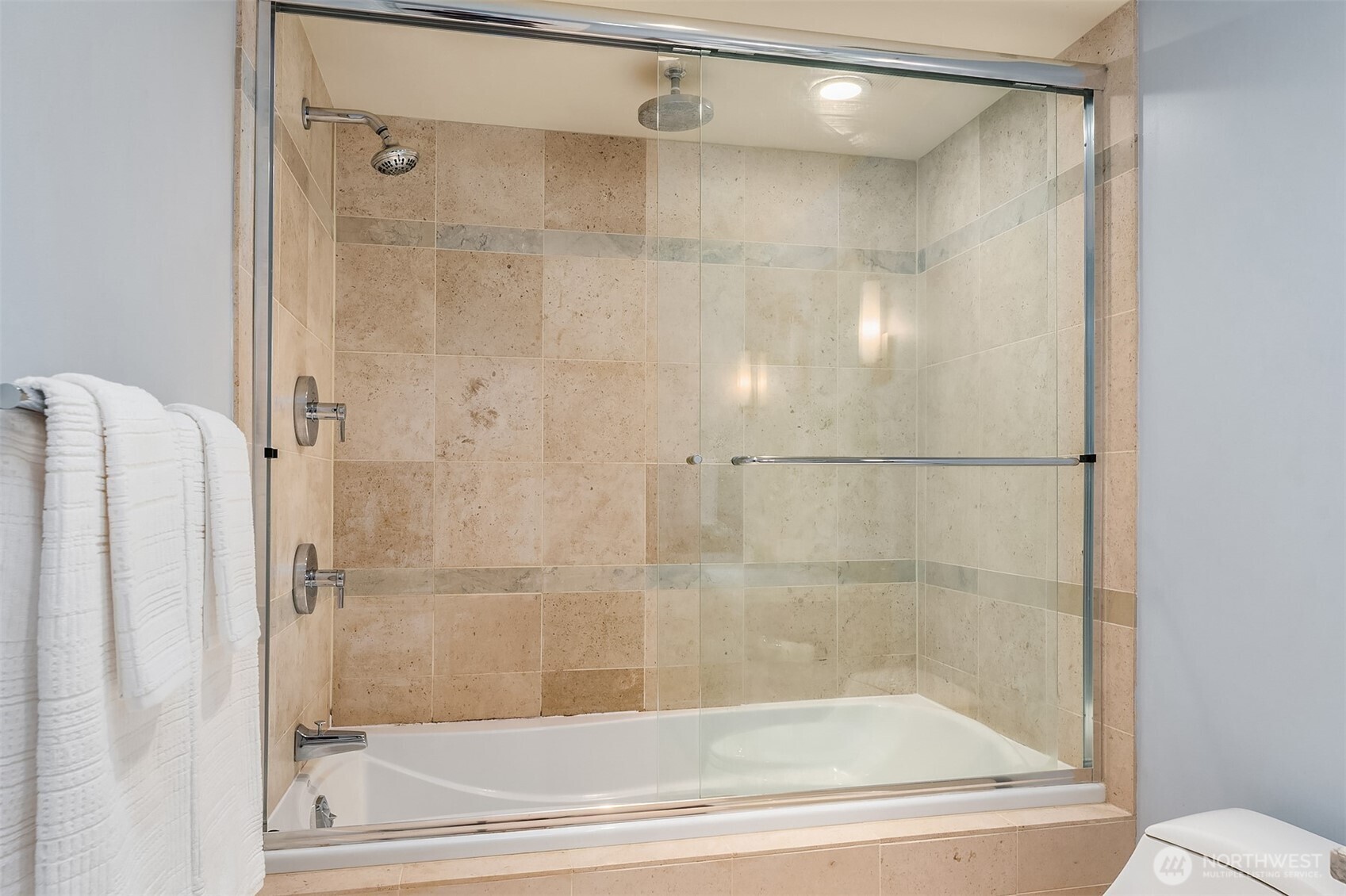 819 Virginia Street Unit: 3304