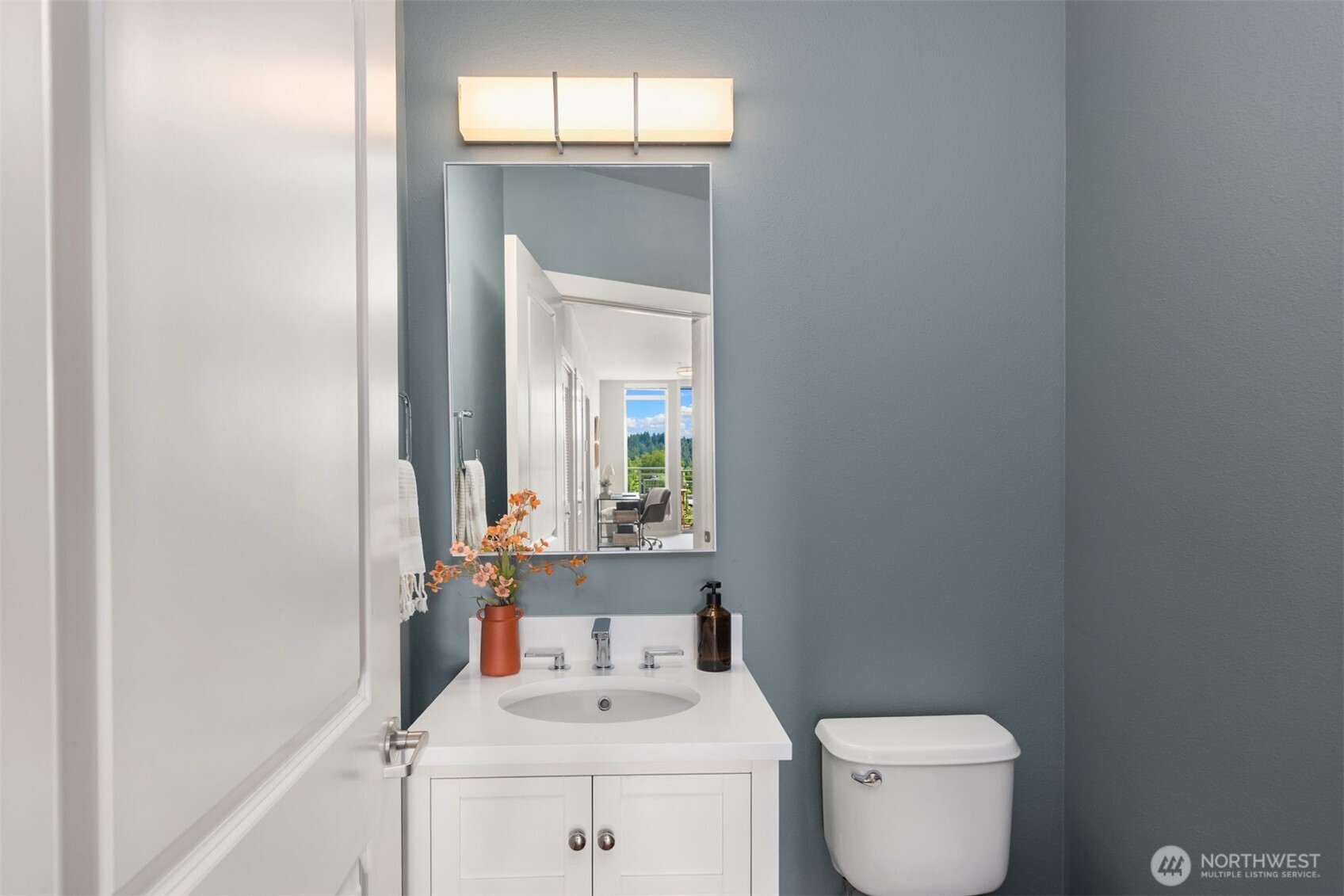 170 Harbor Sq Loop NE Unit: A-411