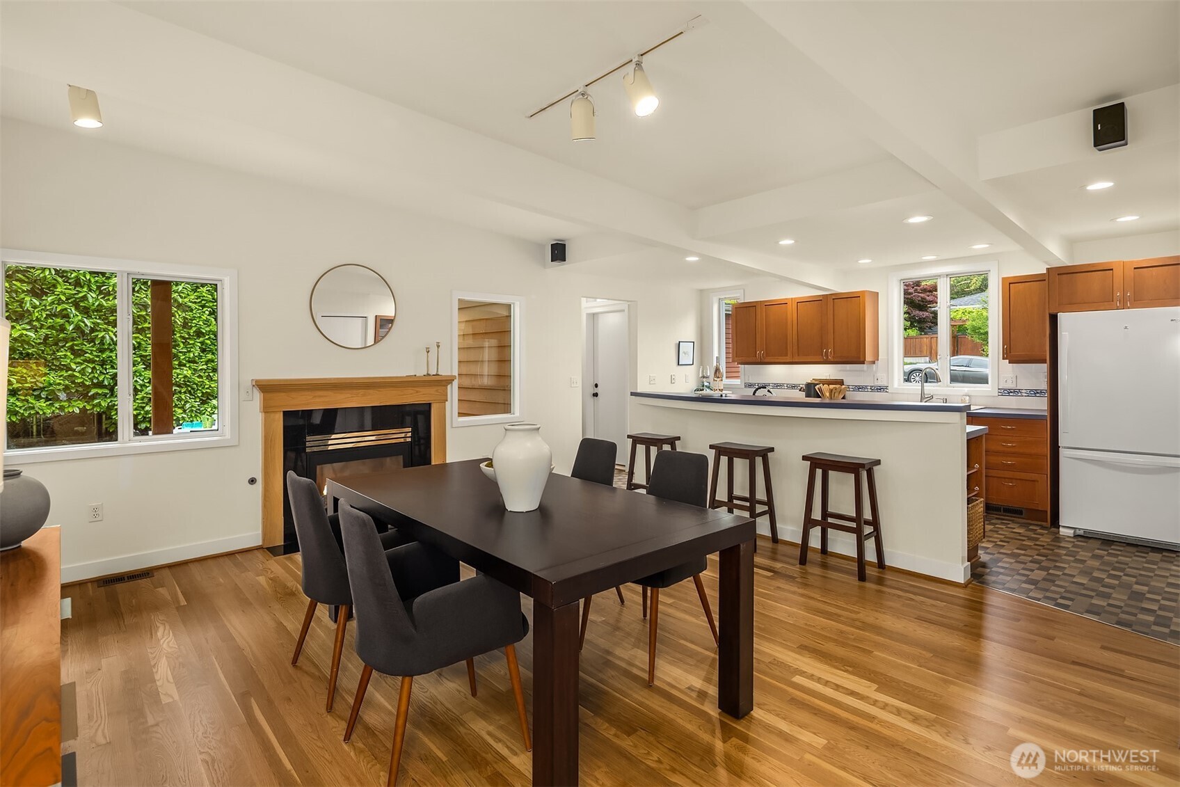 3815 NE 60th Street