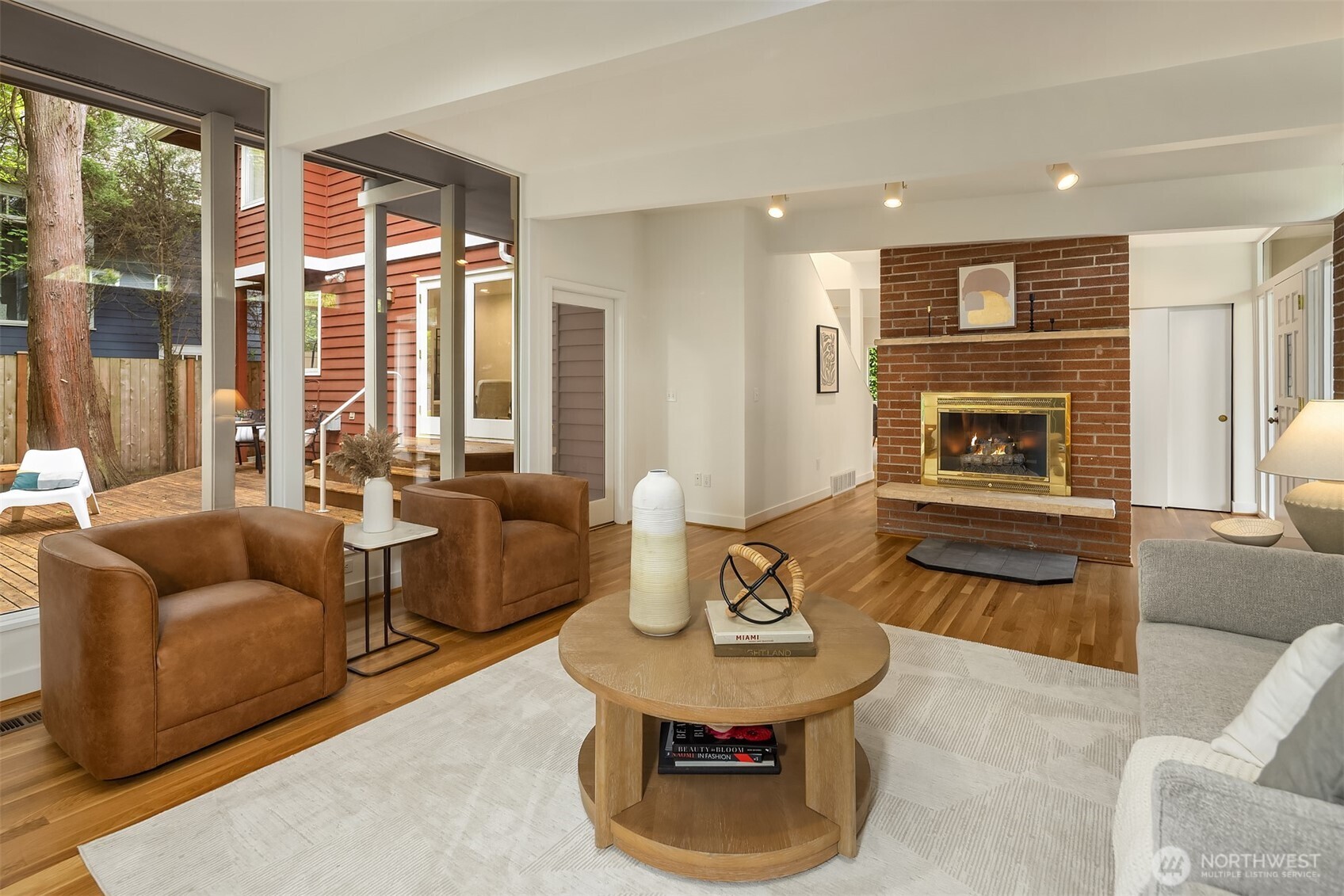 3815 NE 60th Street