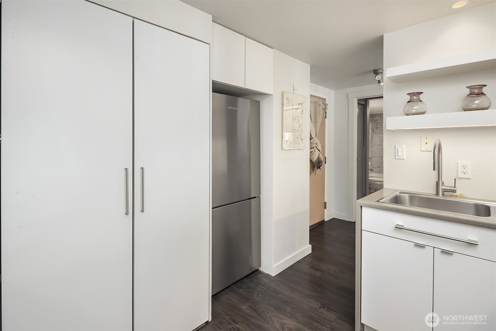 121 Vine Street Unit: 2506