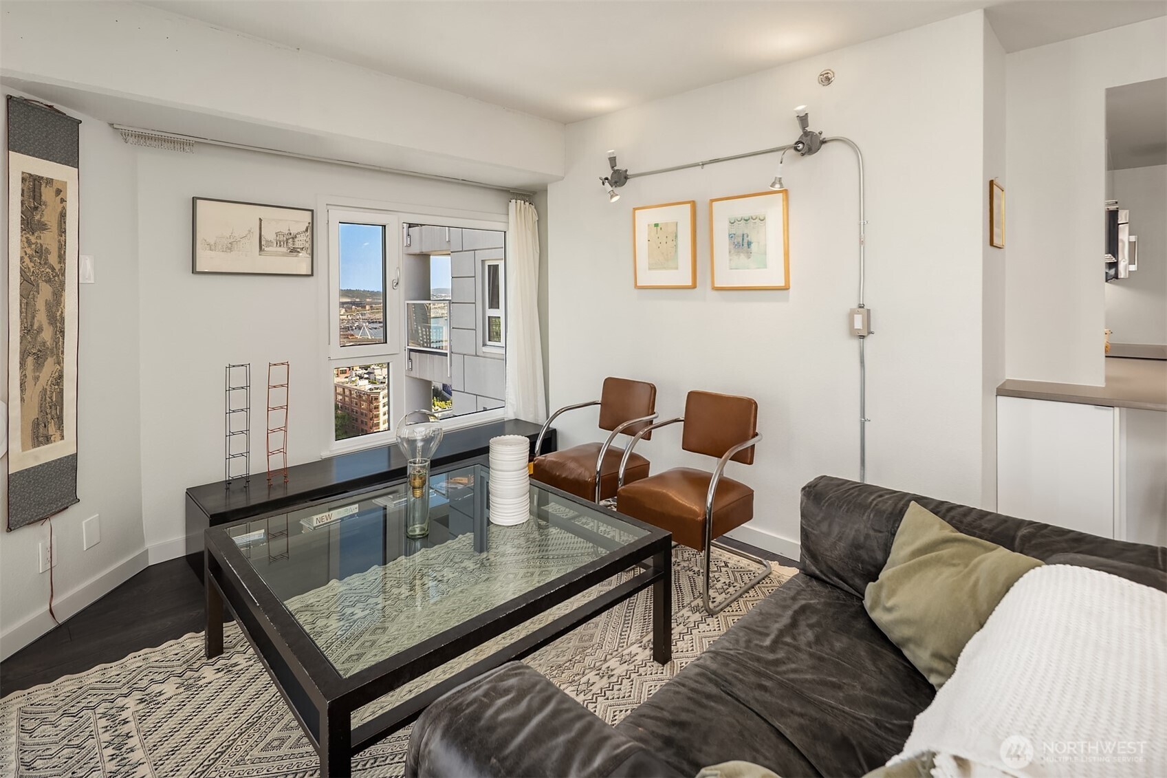 121 Vine Street Unit: 2506