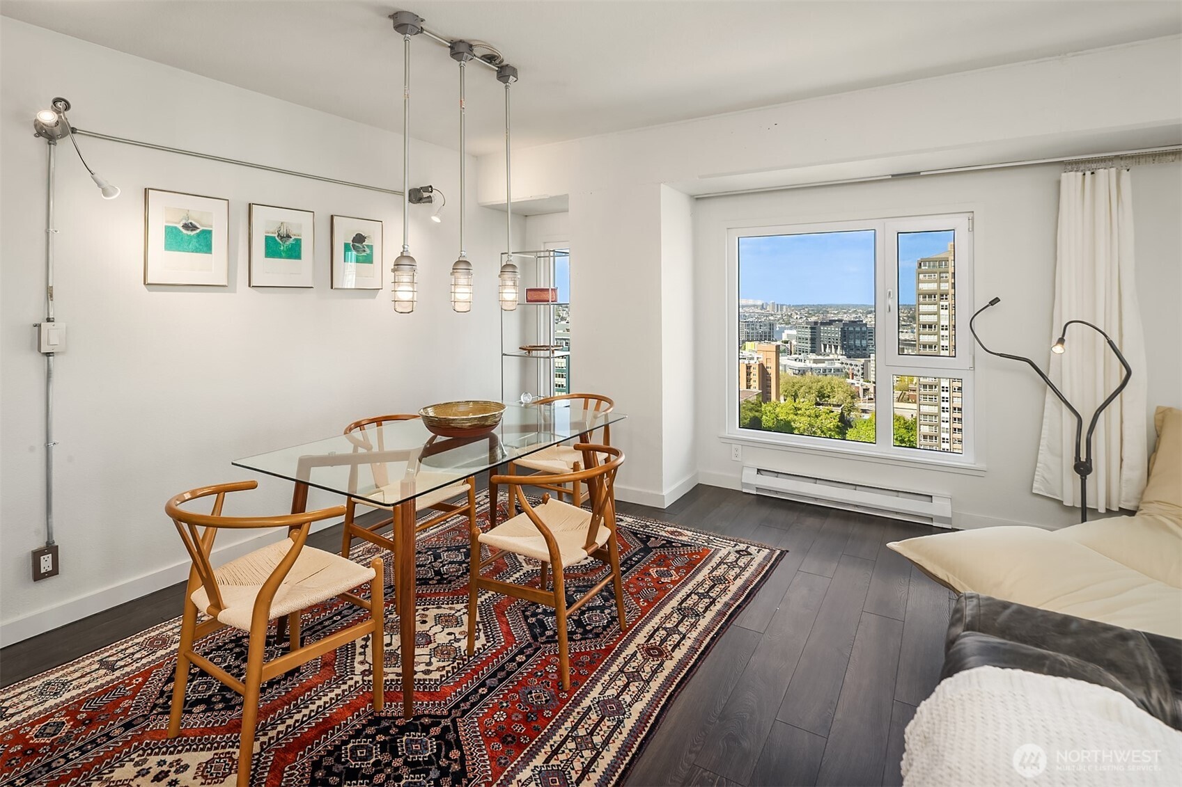 121 Vine Street Unit: 2506