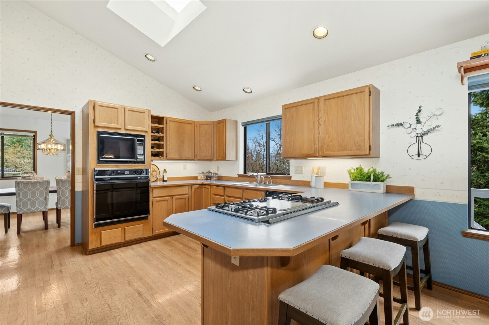 2420 Squak Mountain Loop SW