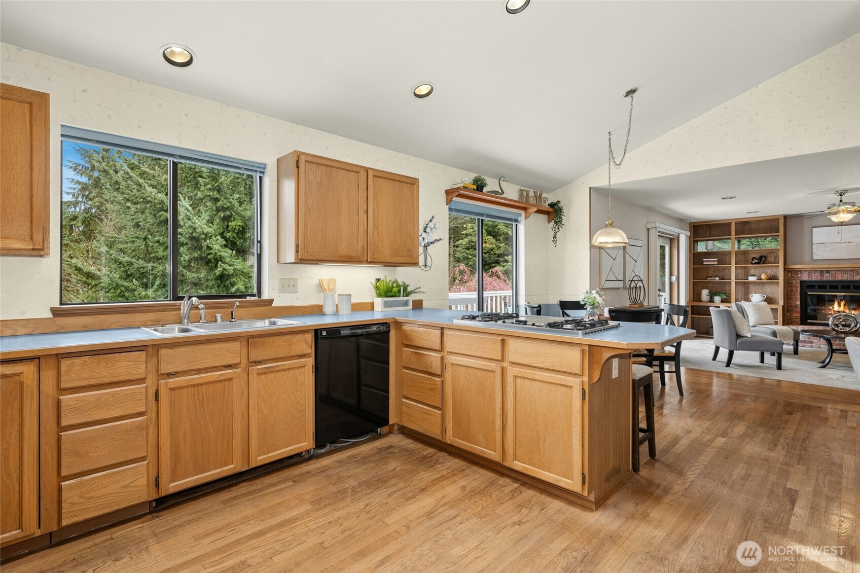 2420 Squak Mountain Loop SW