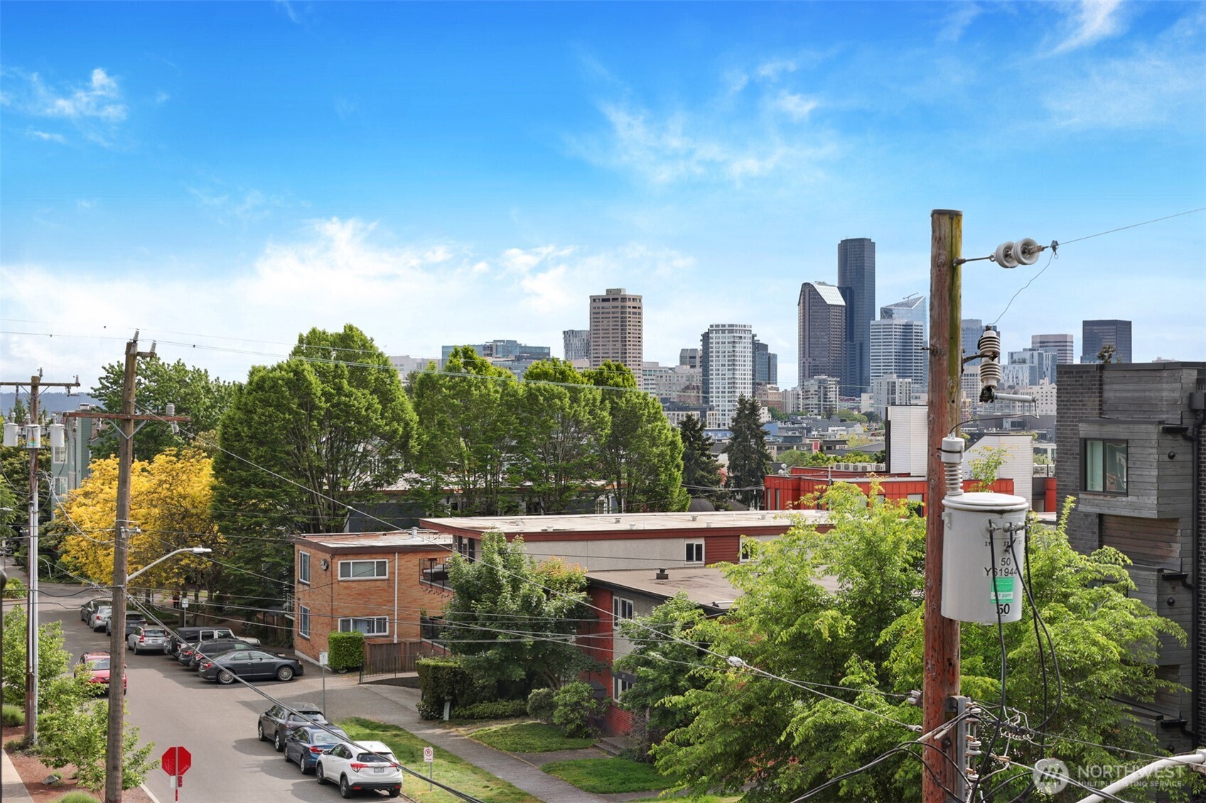 410 13th Avenue E Unit: PH 3