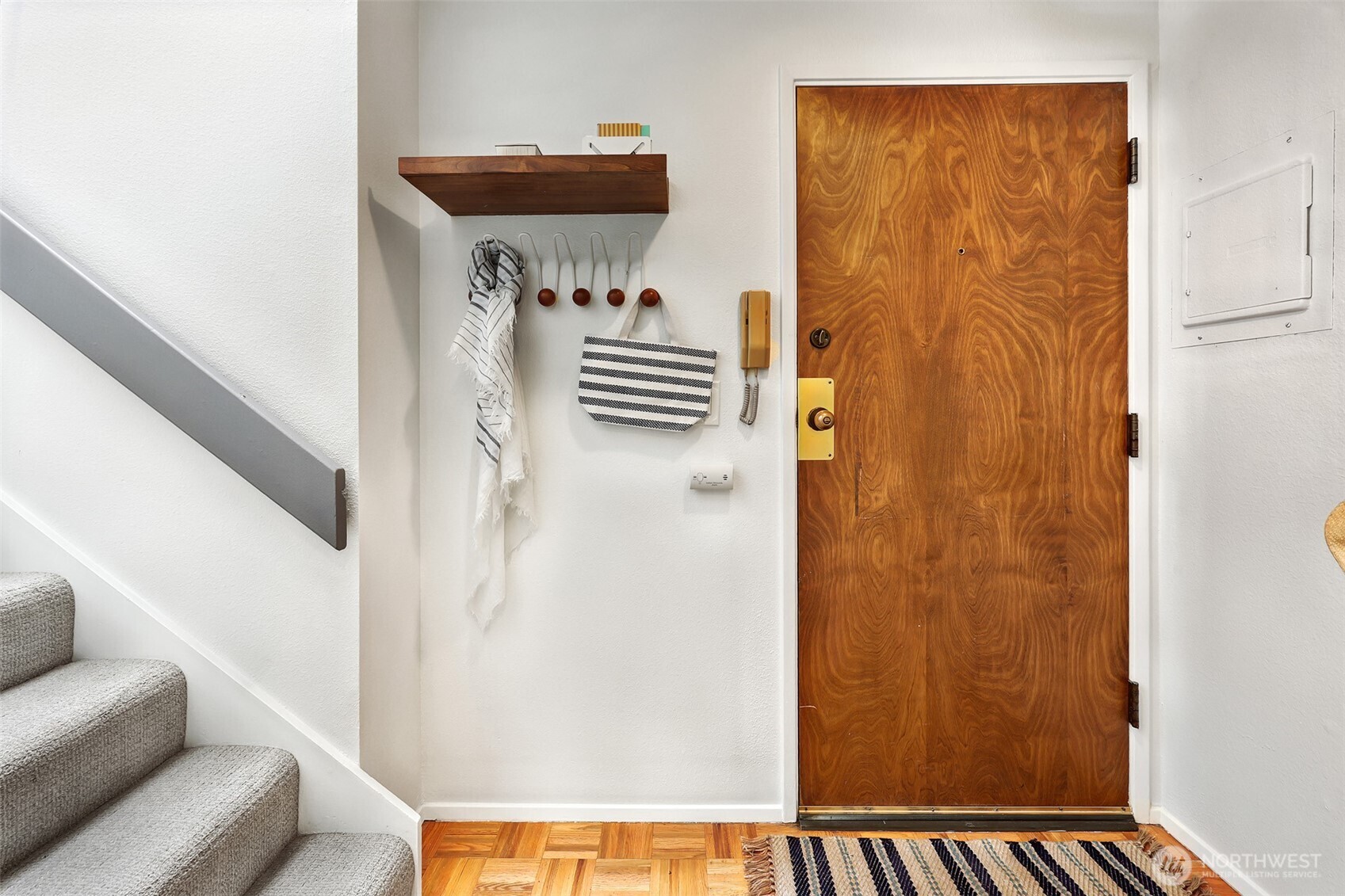 410 13th Avenue E Unit: PH 3