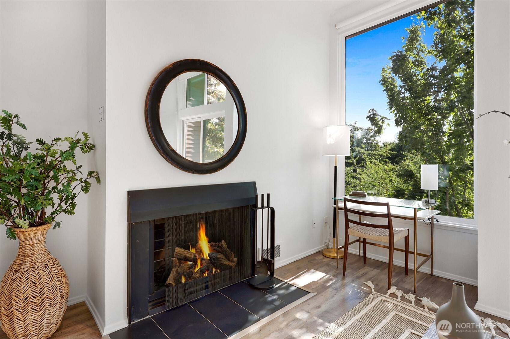 410 13th Avenue E Unit: PH 3