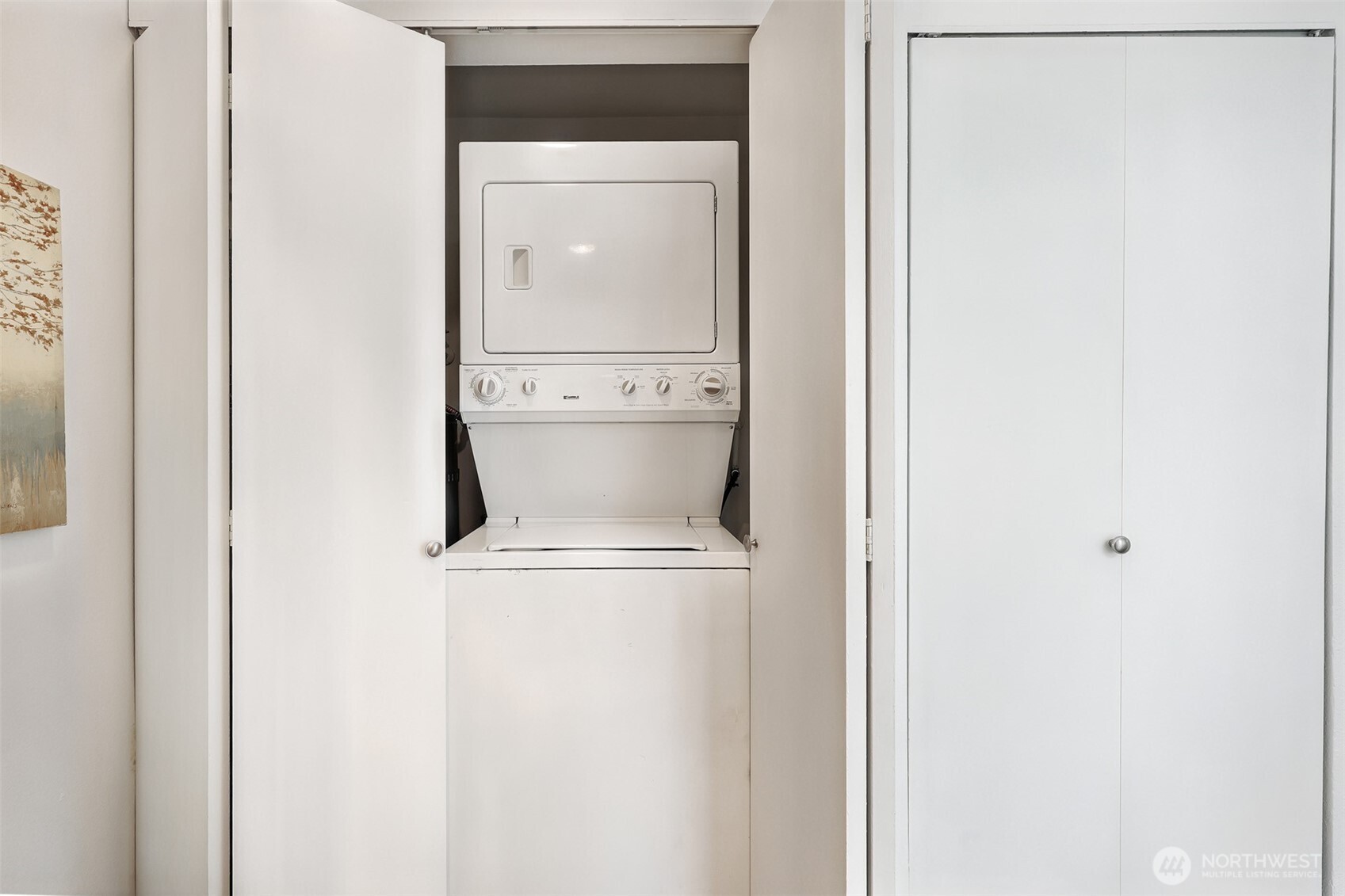 410 13th Avenue E Unit: PH 3