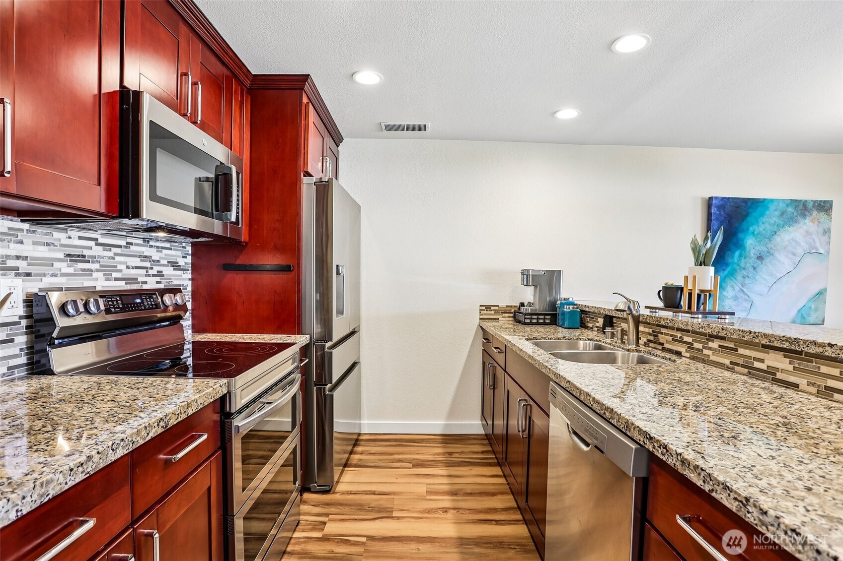 16921 Inglewood Road NE Unit: A103