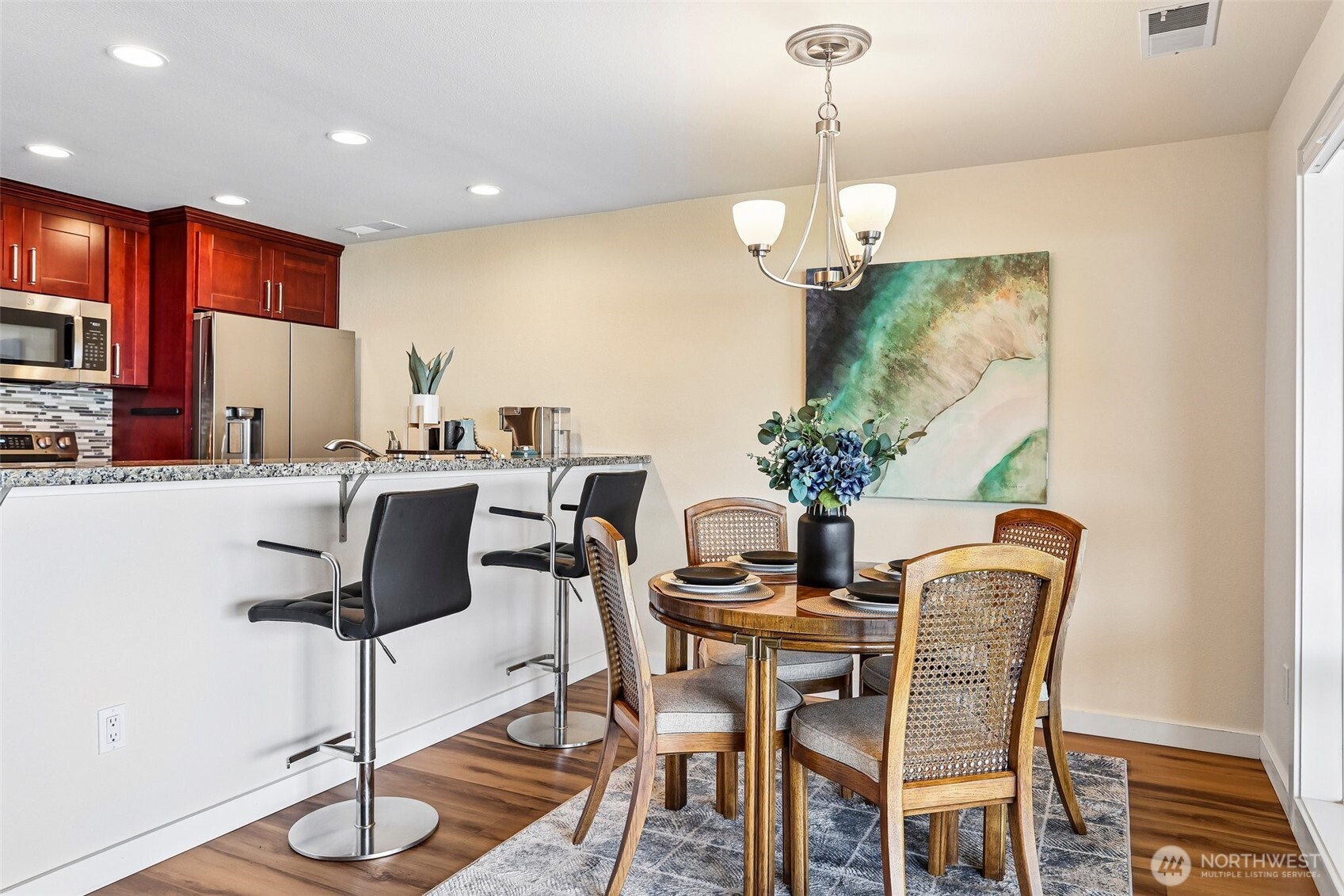 16921 Inglewood Road NE Unit: A103