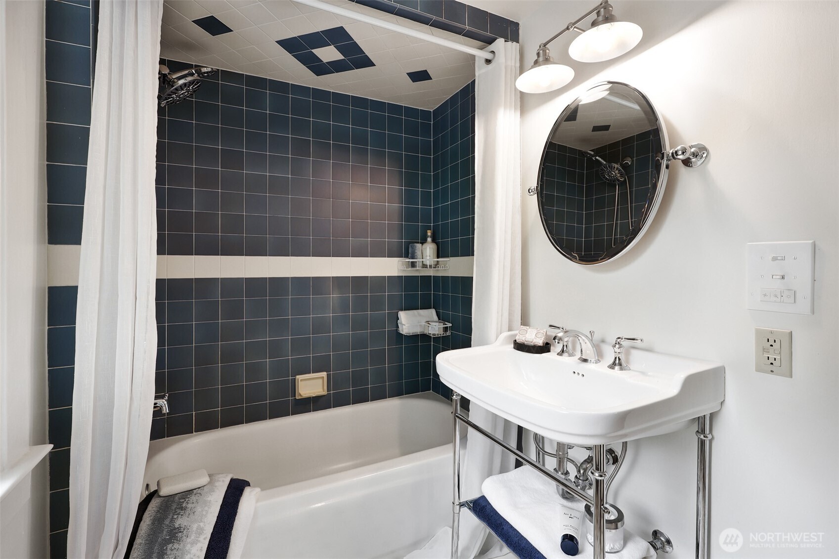 2642 NW 87th Street
