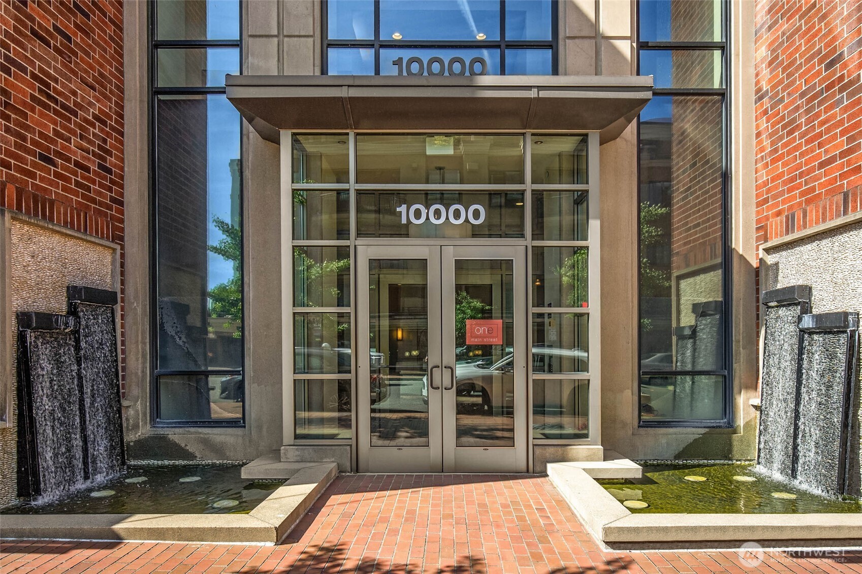 10000 Main Street Unit: 212