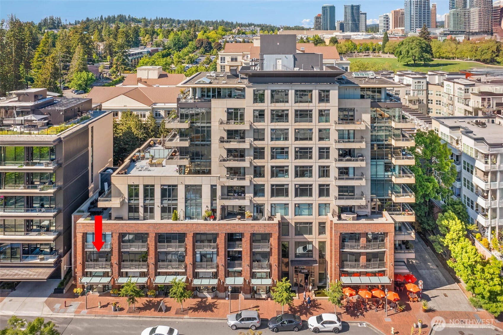 10000 Main Street Unit: 212