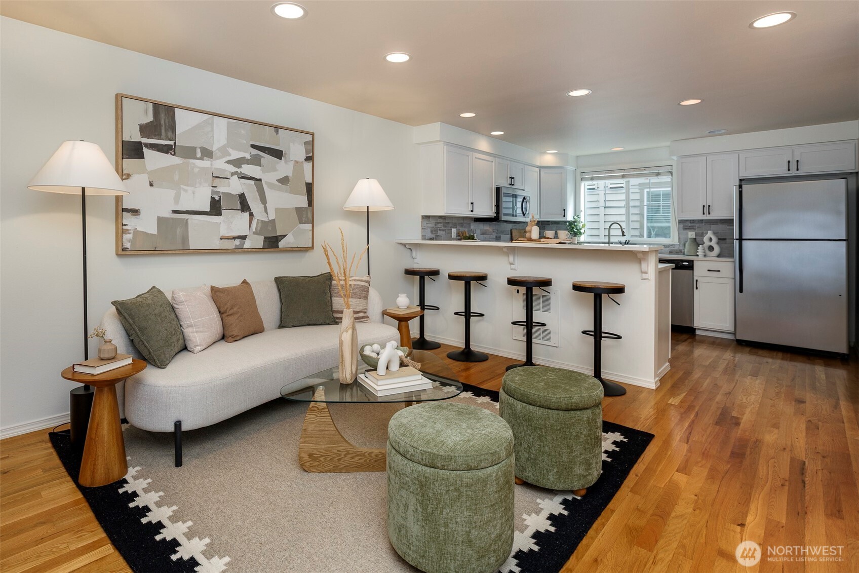 8505 Midvale Avenue N Unit: B