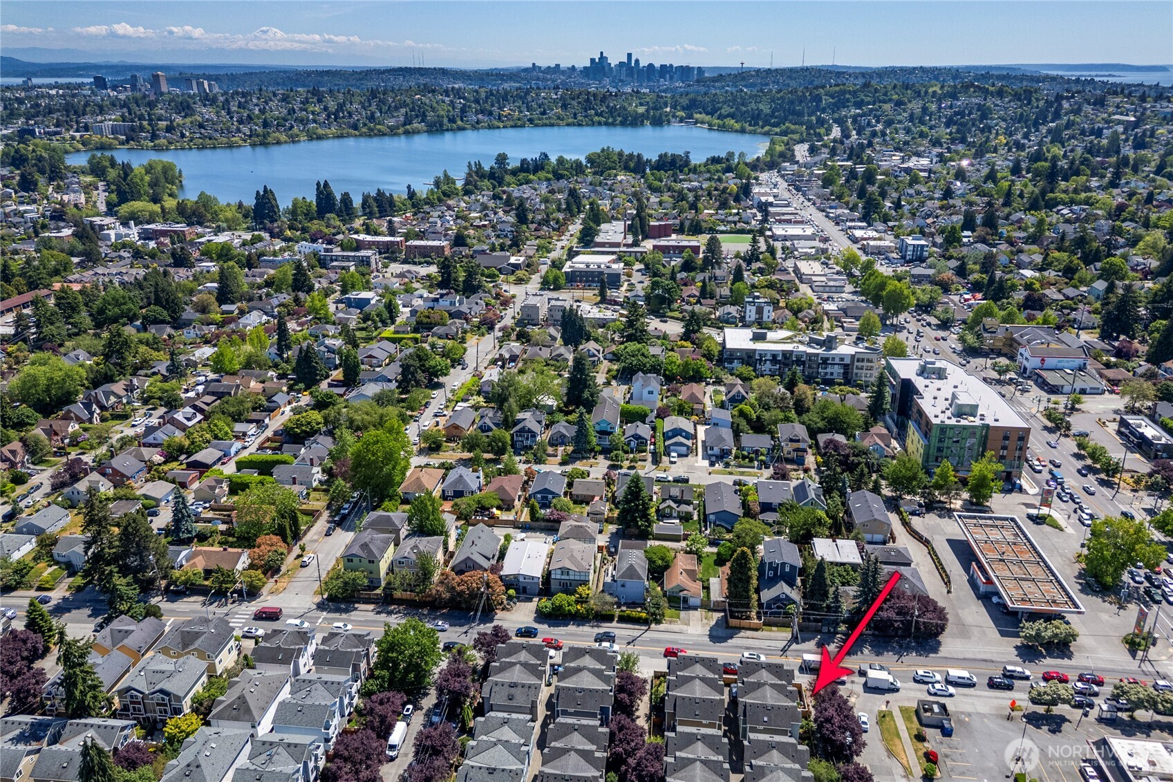 8505 Midvale Avenue N Unit: B