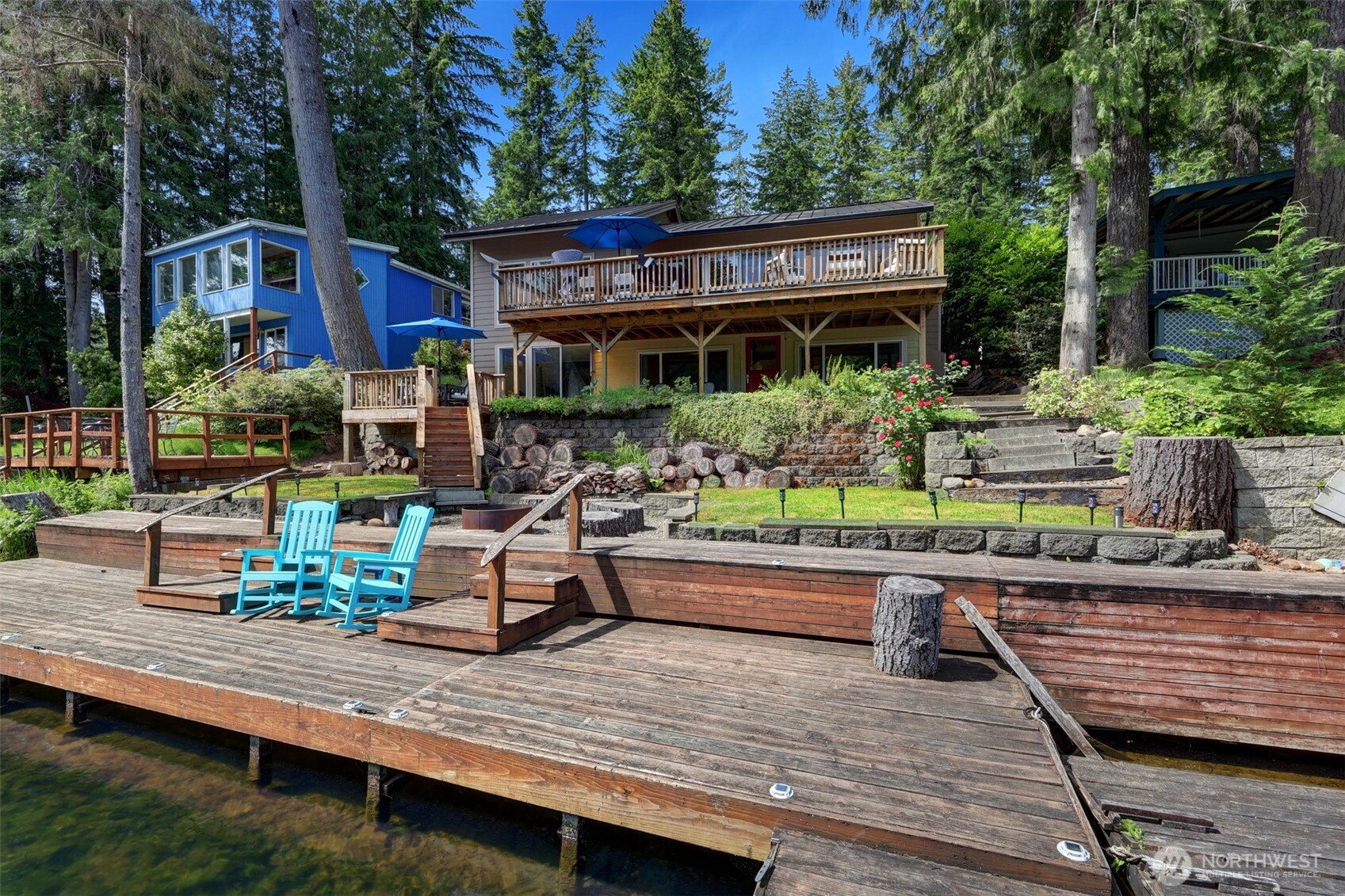 292 NE Lake Drive