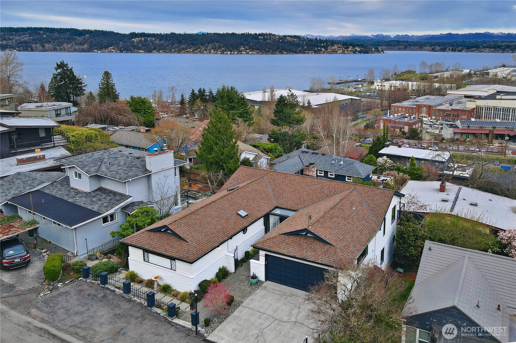 7710 57th Avenue NE