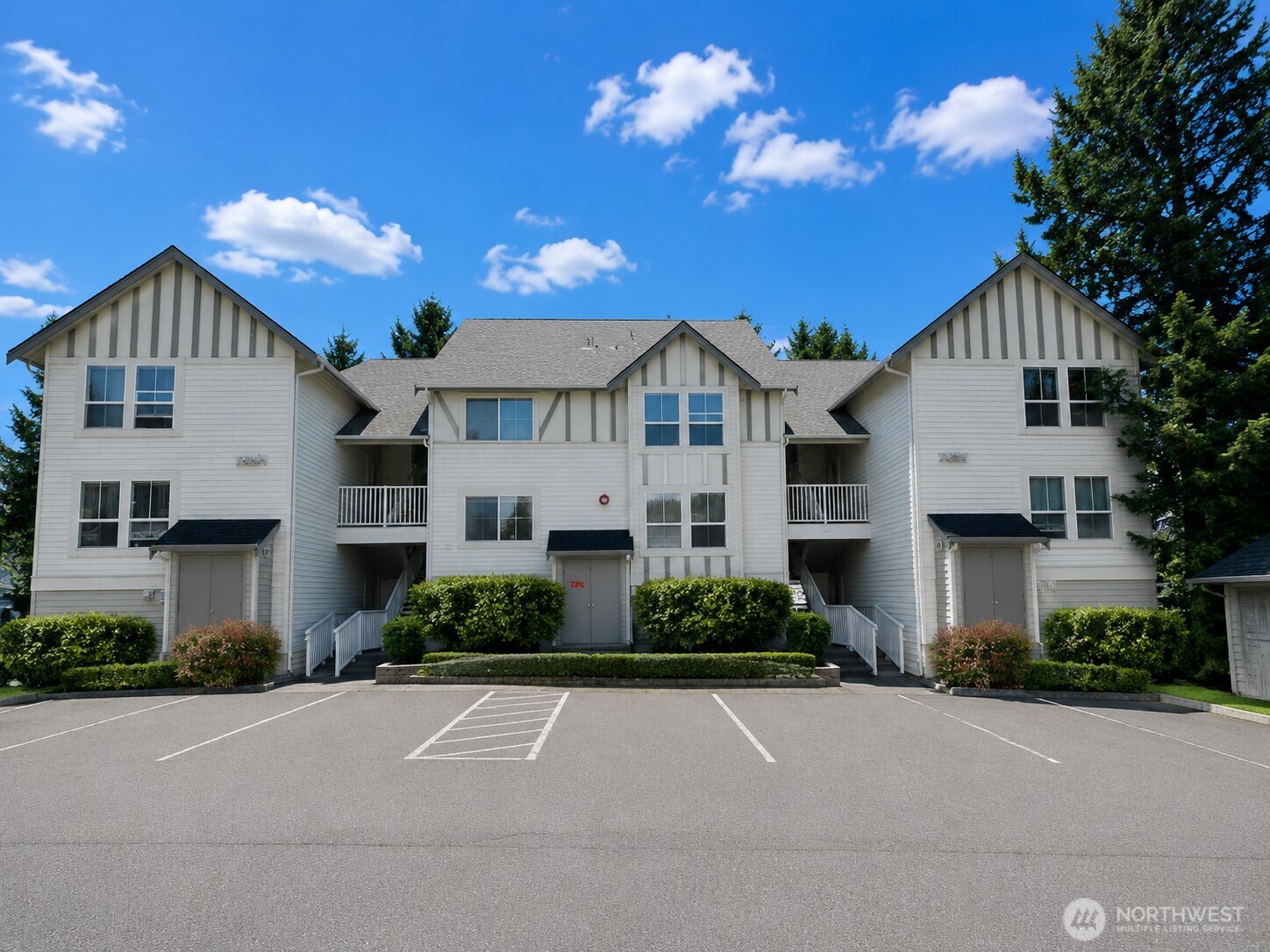 4421 249th SE
