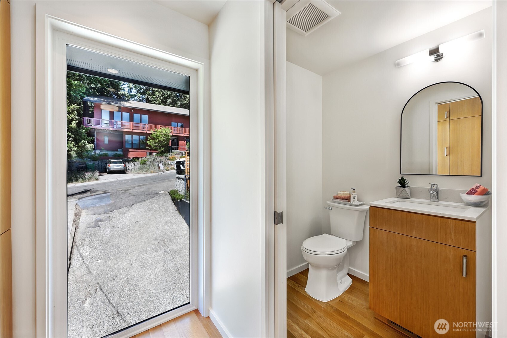 2547 NE 83rd Street