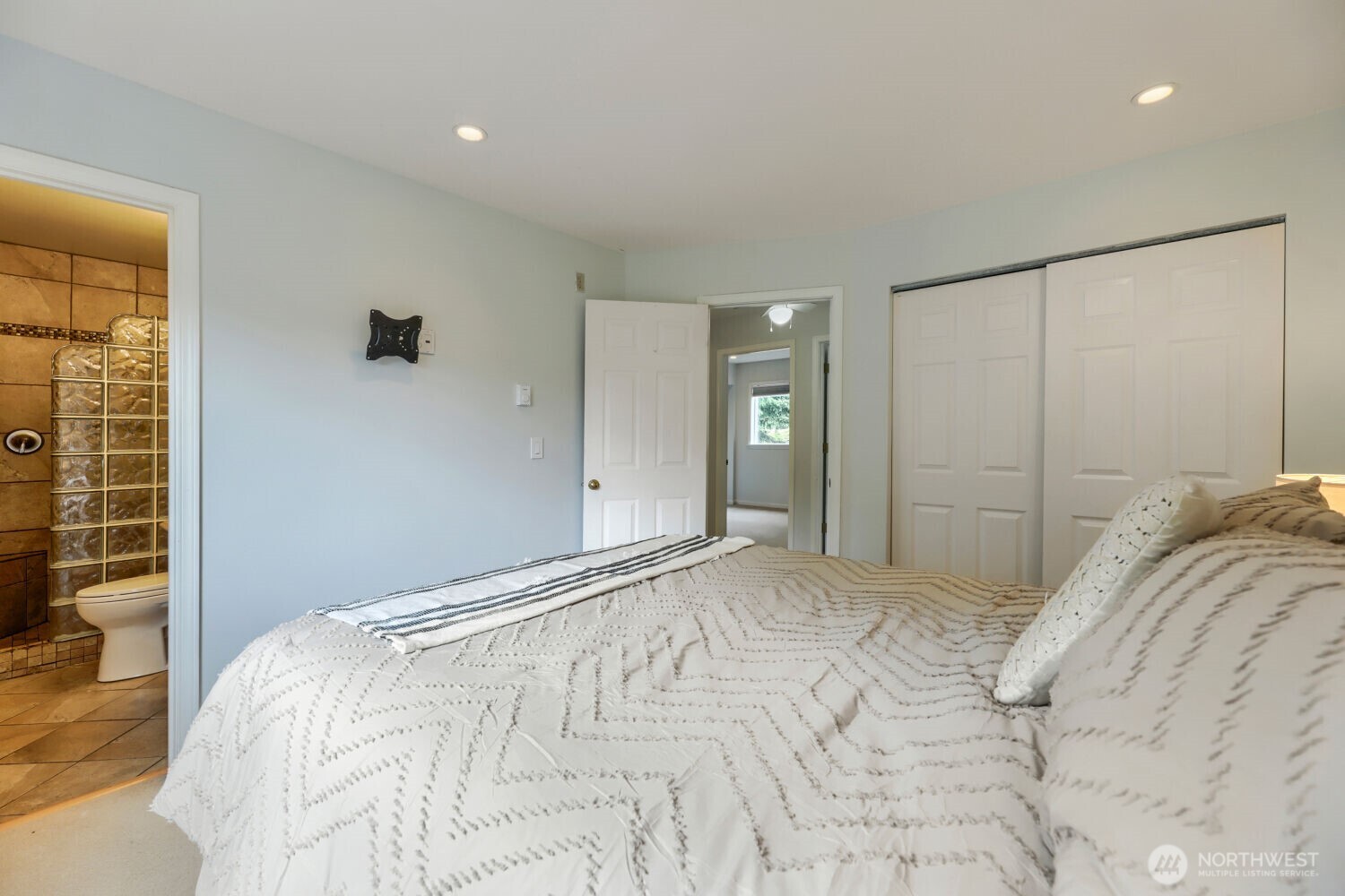 10332 27th Drive SE