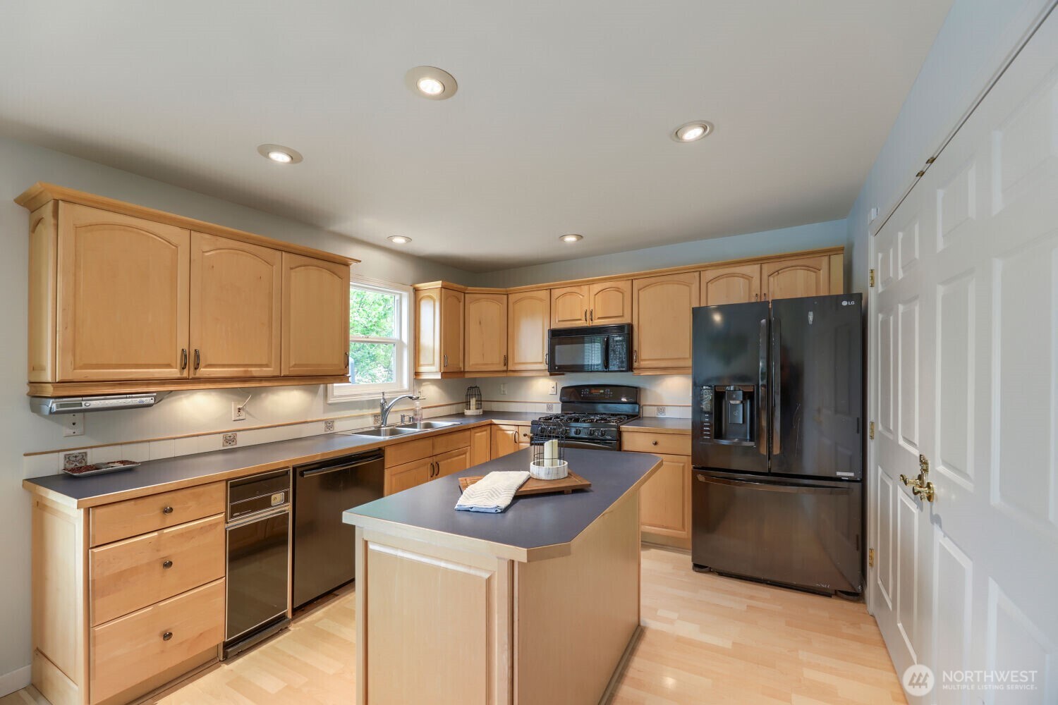 10332 27th Drive SE