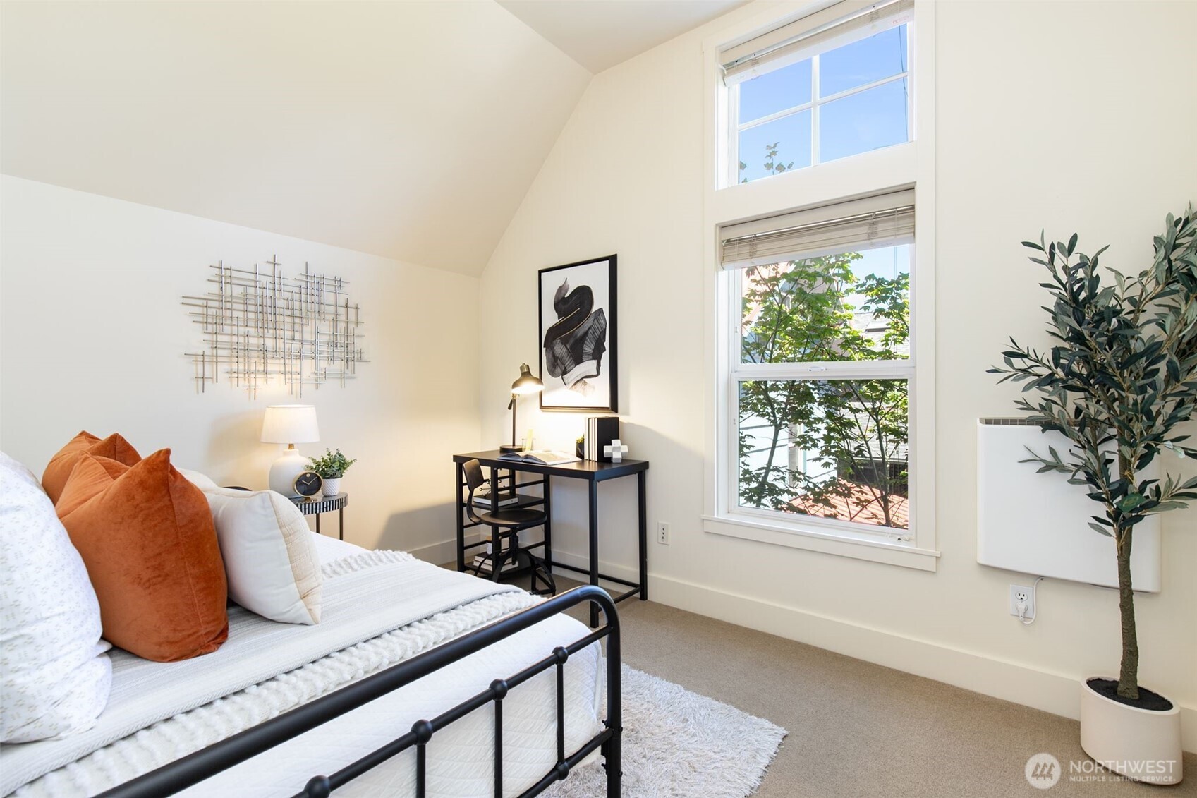 6318 5th Avenue NE Unit: C